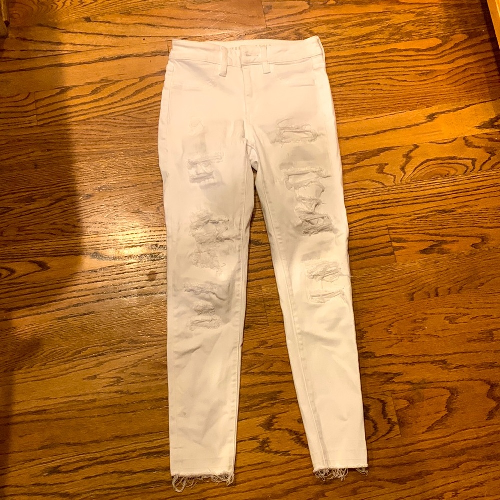 American Eagle white jeans - size 2 regular